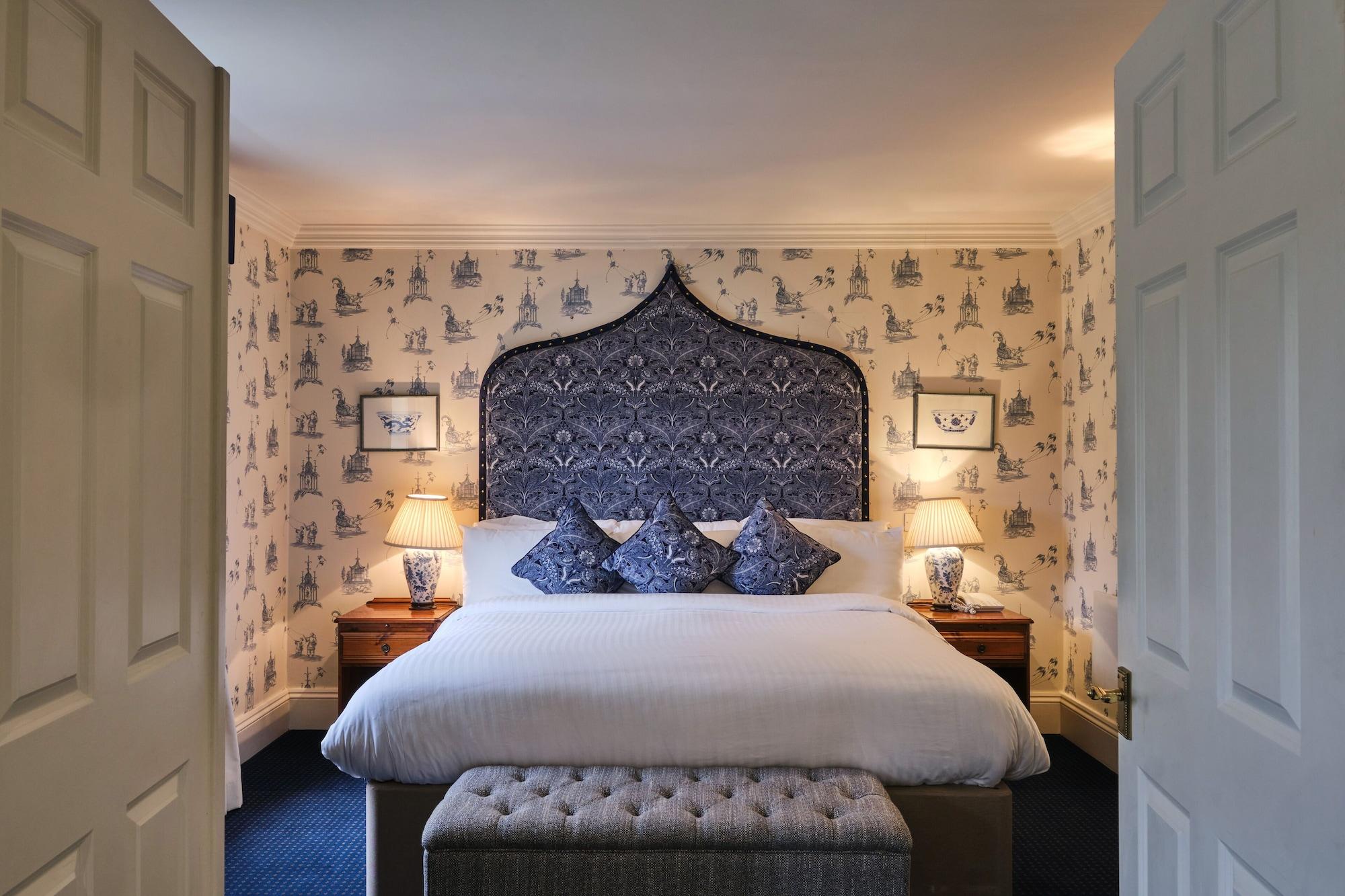 New House Country 4* Cardiff